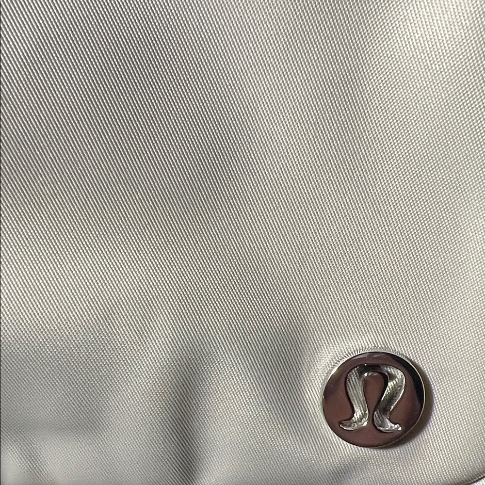 Lululemon Cream Everywhere Belt Bag. P55 - Picture 6 of 7